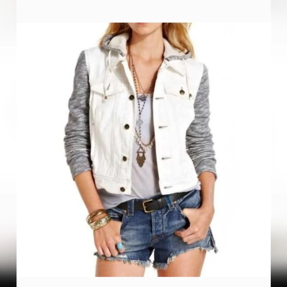 Free People Knit Hooded Cotton White Jean Jacket Size XS Boho - Picture 1 of 9